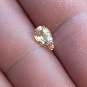 1.05ct natural yellow pear cut sapphire from Madagascar